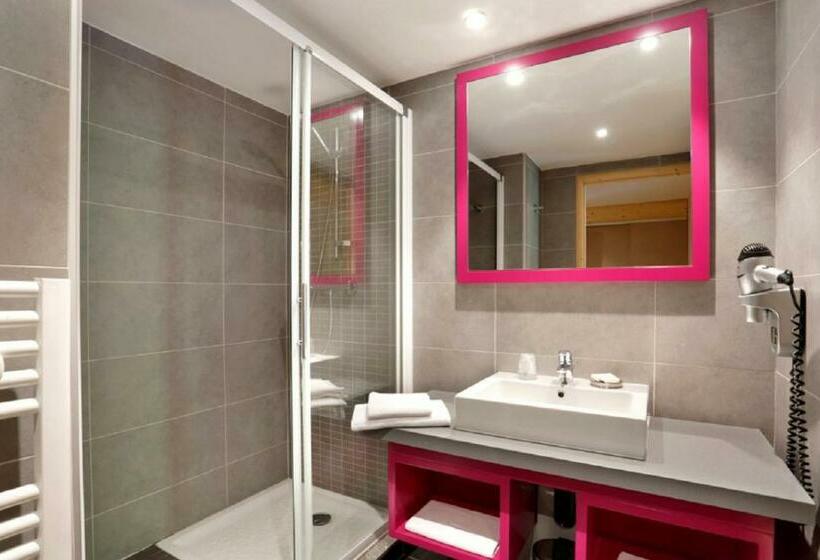 בית מלון כפרי Chalet  Vaccapark