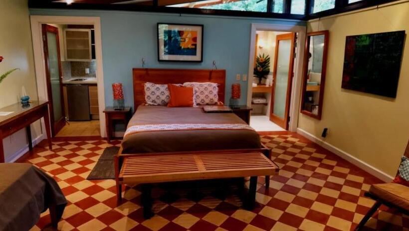 فندق Chirripo Art