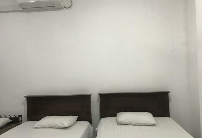 בית מלון כפרי City Life