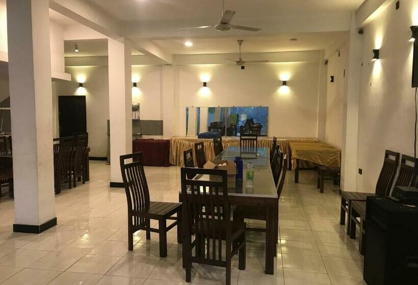 בית מלון כפרי City Life