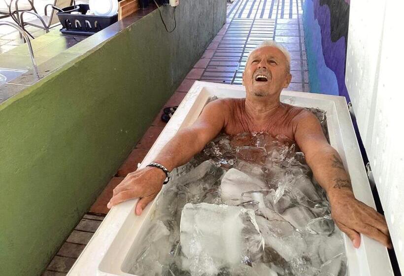 מלון כמוסות Brisa Del Mar