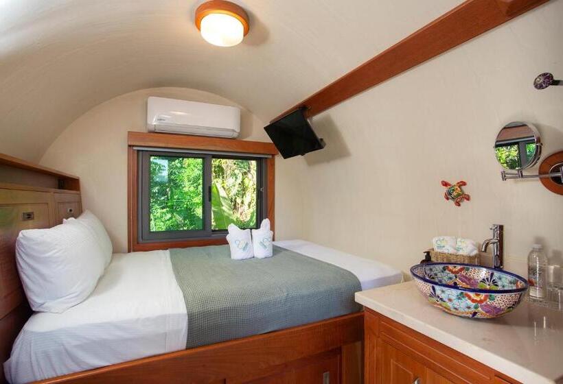 胶囊酒店 Saranda Boutique