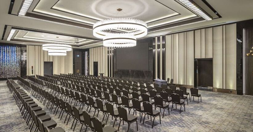 هتل Doubletree By Hilton Sanliurfa