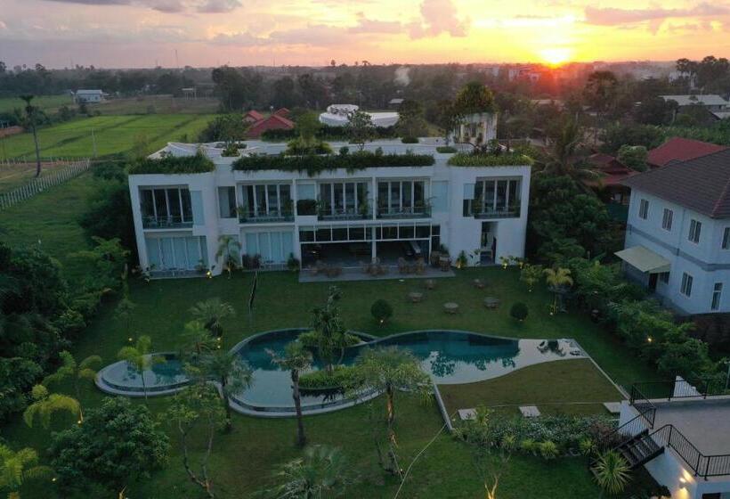 هتل Enjoy Boutique