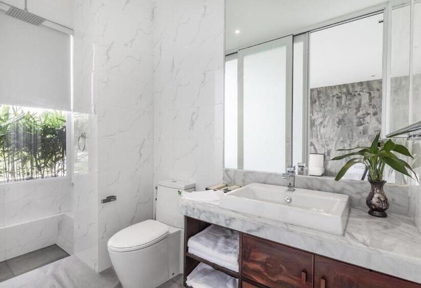 هتل Enjoy Boutique