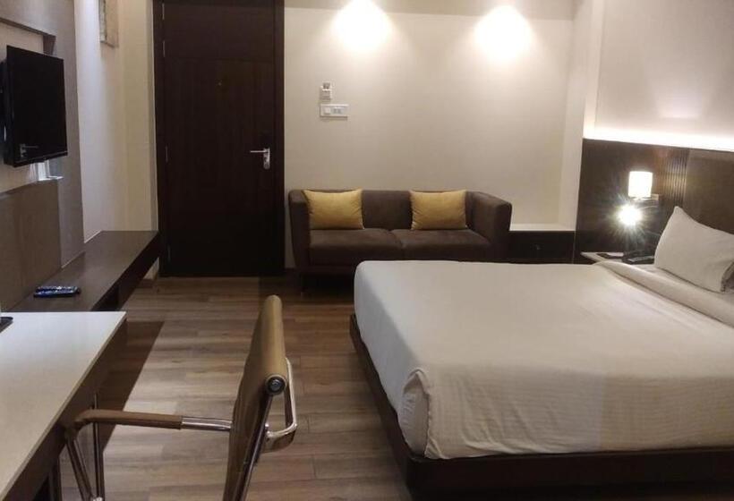 בית מלון כפרי Enrise By Sayaji Rewa