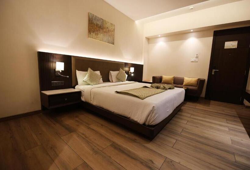 בית מלון כפרי Enrise By Sayaji Rewa