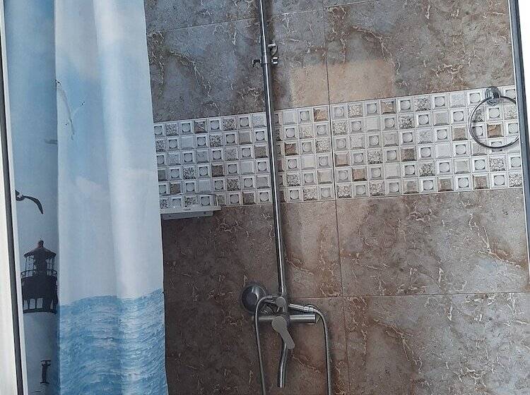 فندق Erebuni Plaza