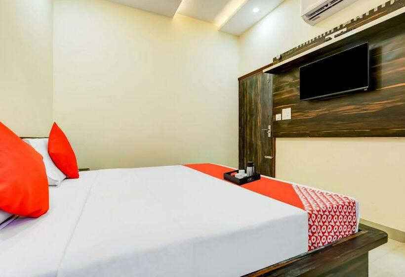 فندق Flagship Moon Trip