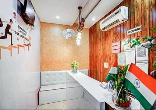 Отель Flagship Seventy Stay In