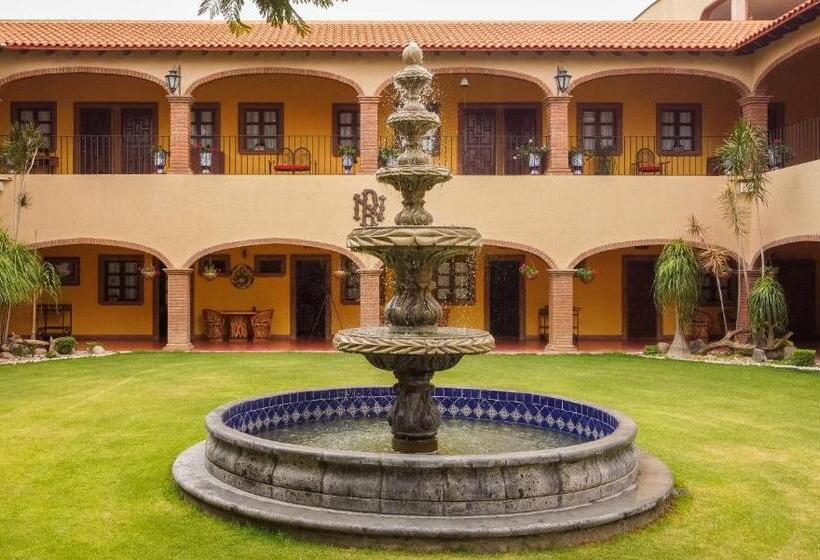 Отель Hacienda Maria Eugenio