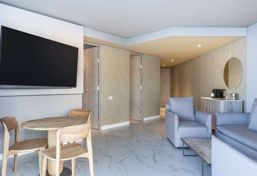 ホテル Hilton Santa Marta