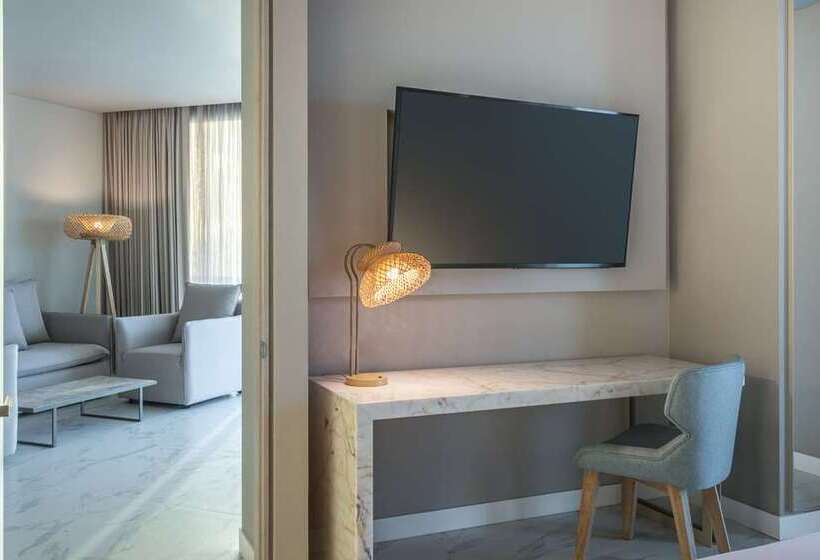 ホテル Hilton Santa Marta