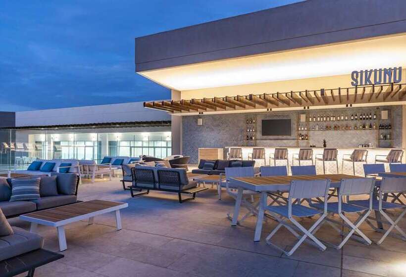 ホテル Hilton Santa Marta