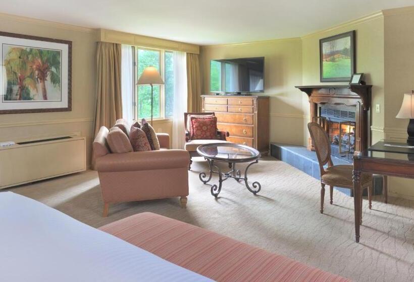 فندق Lambertville Station Inn