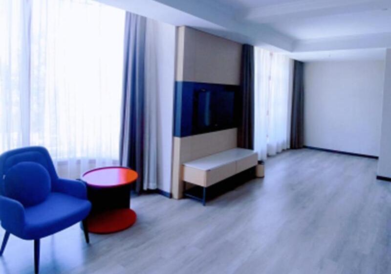 Lanou Hotel Golmud Middle Bayi Road