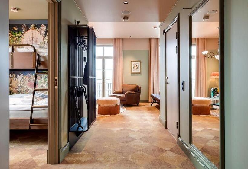 Отель Liseberg Grand Curiosa