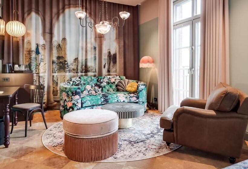 Отель Liseberg Grand Curiosa