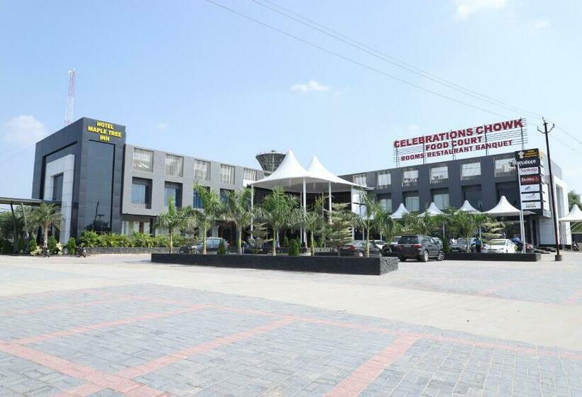 Отель Maple Tree Inn