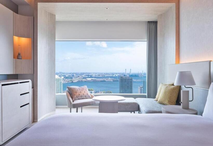 Mitsui Garden Hotel Yokohama Minatomirai Premier