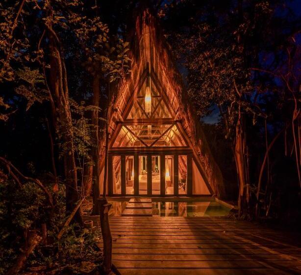 Отель Naya Bacalar Lagoon Front