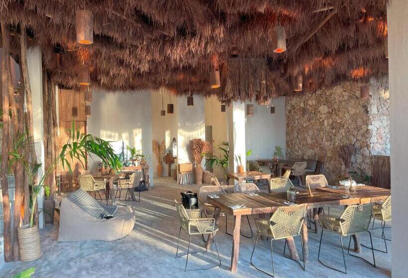 בית מלון כפרי Naya Bacalar Lagoon Front