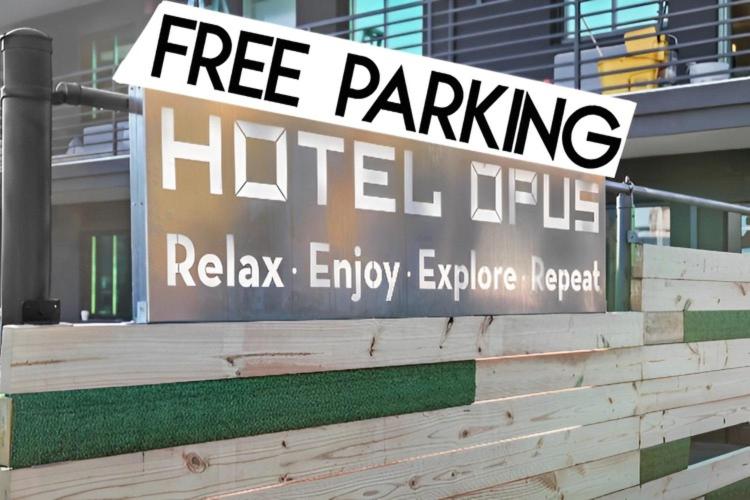 酒店 Opus Bronx Near Bay Plaza Mall