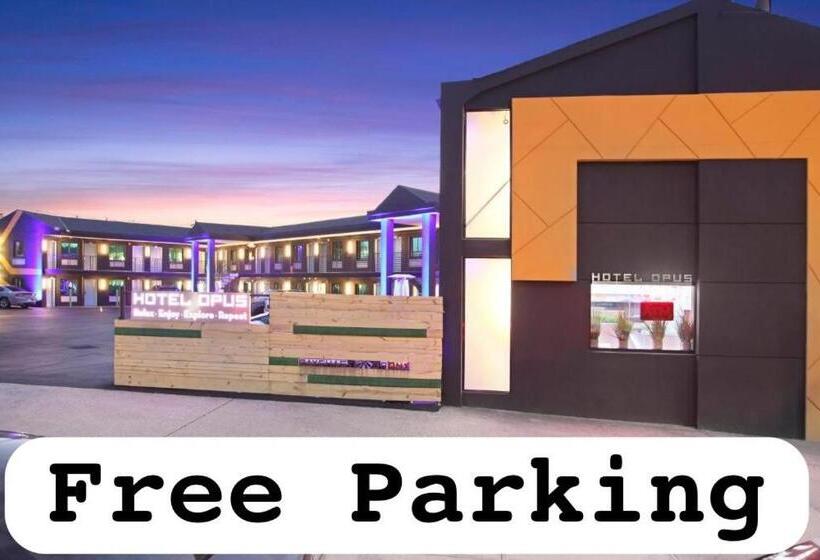 酒店 Opus Bronx Near Bay Plaza Mall