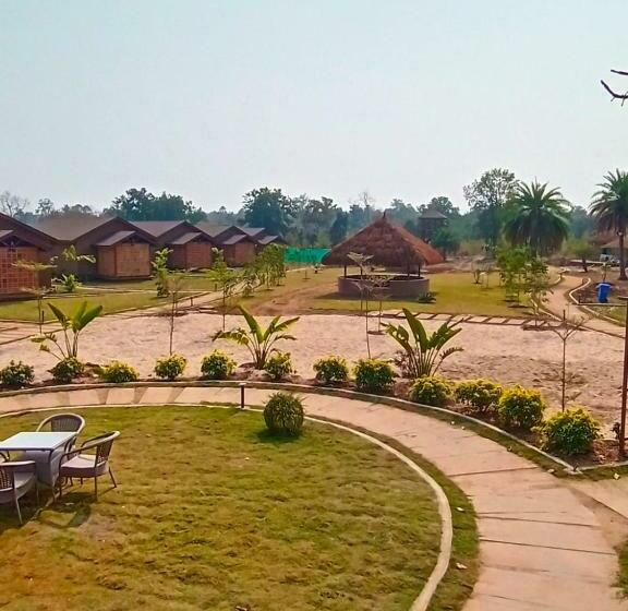 فندق Orient Woods Pench