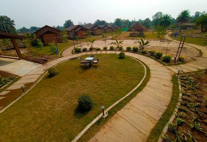 فندق Orient Woods Pench