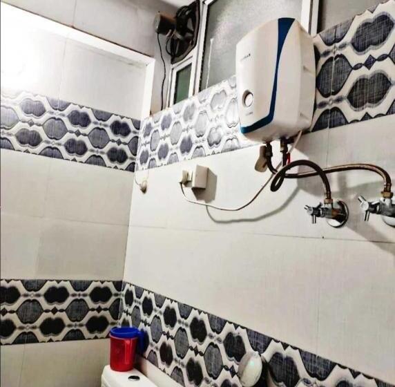 ホテル Oyo 70116 Vrindavan Resorts