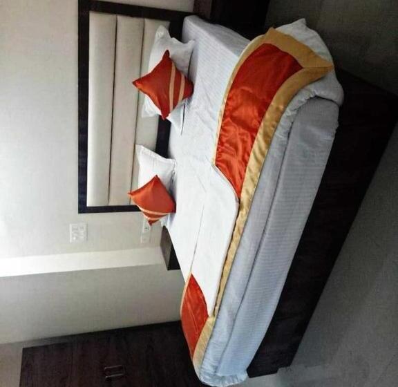 ホテル Oyo 70116 Vrindavan Resorts