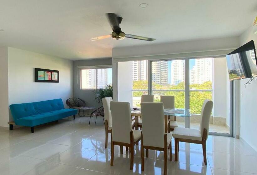 ホテル Prado Loft