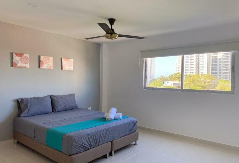 ホテル Prado Loft