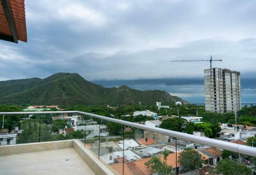 ホテル Prado Loft