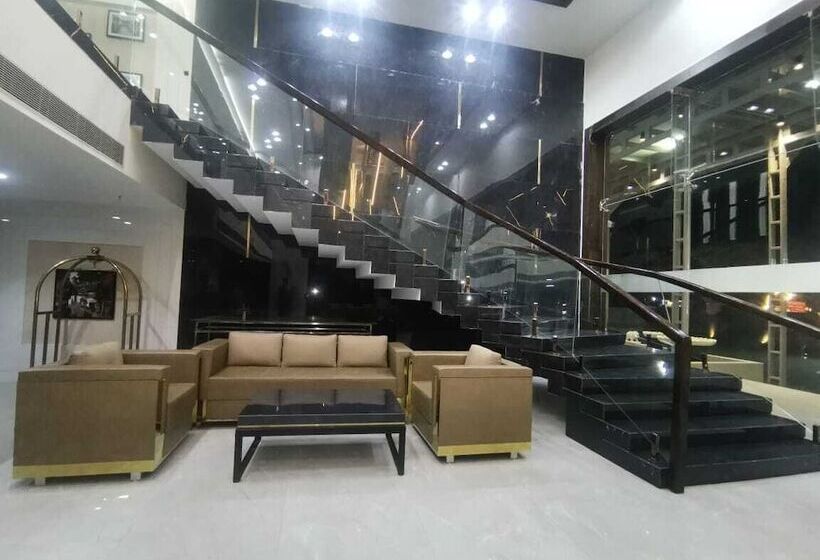 Ratnapriya Hotel And Resort