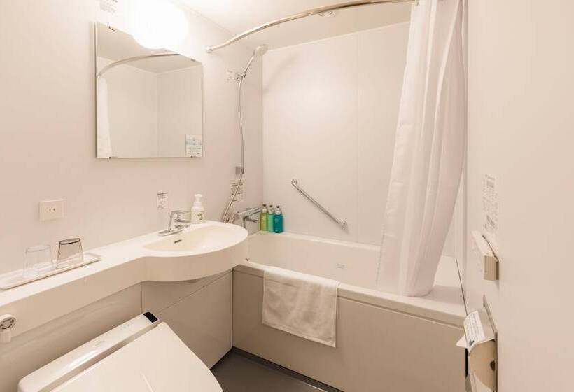 Отель Sotetsu Fresa Inn Yodoyabashi