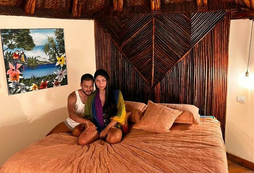 هتل Tawaca Green Zone