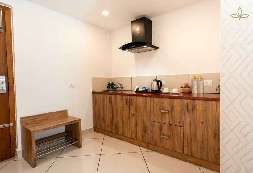 בית מלון כפרי Tea Tree Suites Manipal