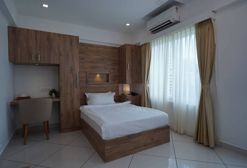 בית מלון כפרי Tea Tree Suites Manipal