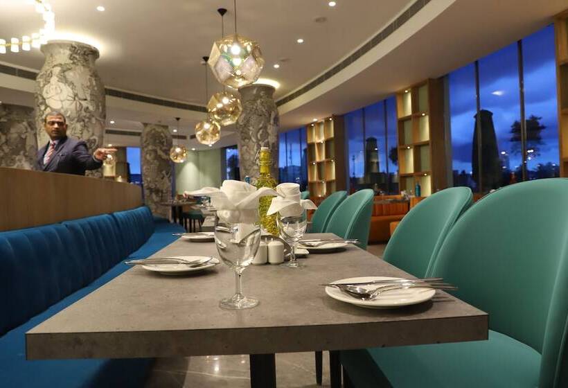 فندق The Cruze Premium Boutique