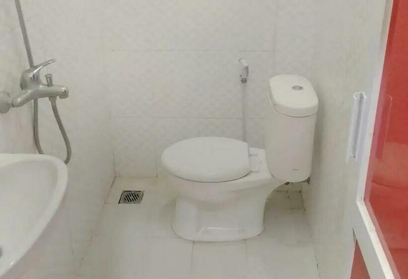 ホテル Urbanview Syariah Utami Inn Garut By Reddoorz