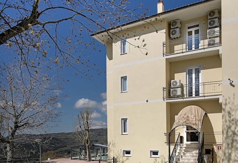 בית מלון כפרי Valle Del Fiora