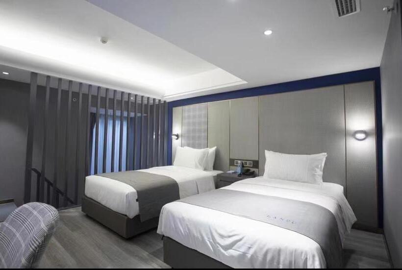 Lanou Hotel Jingzhou East Gate Of Ancient City Wanda Plaza