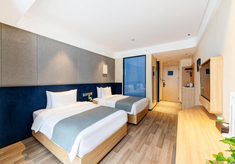 Lanou Hotel Zigong Yantan Longhu Food Plaza