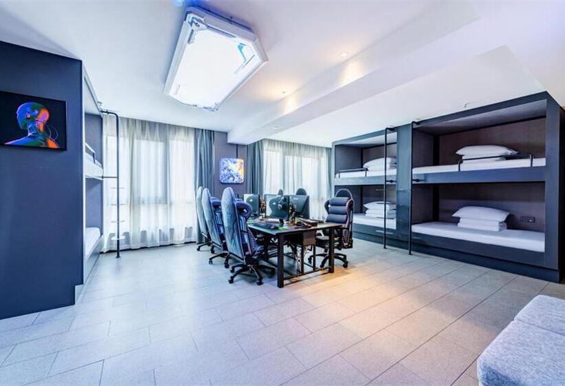 Lanou Hotel Zigong Yantan Longhu Food Plaza