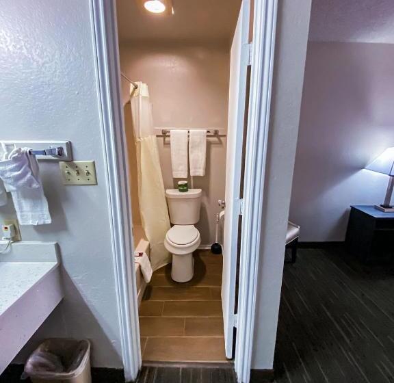 מוטל Salt Creek Lodge