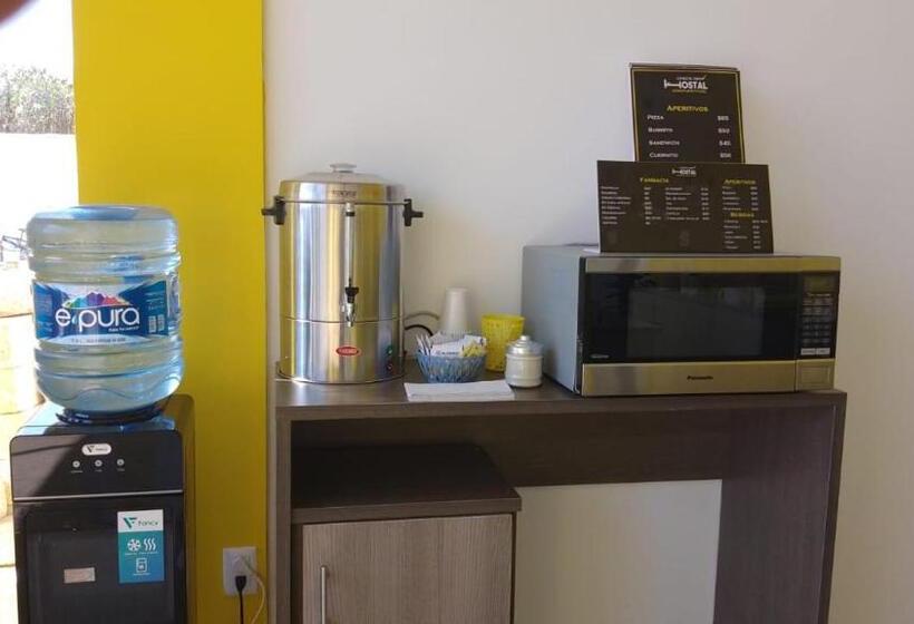 Пансион Check Inn Hostal Aeropuerto Gdl