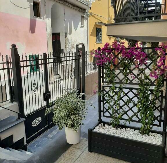 Пансион La Magnolia Rooms