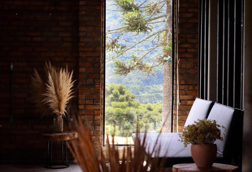 Пансион Monte Sião Châteu